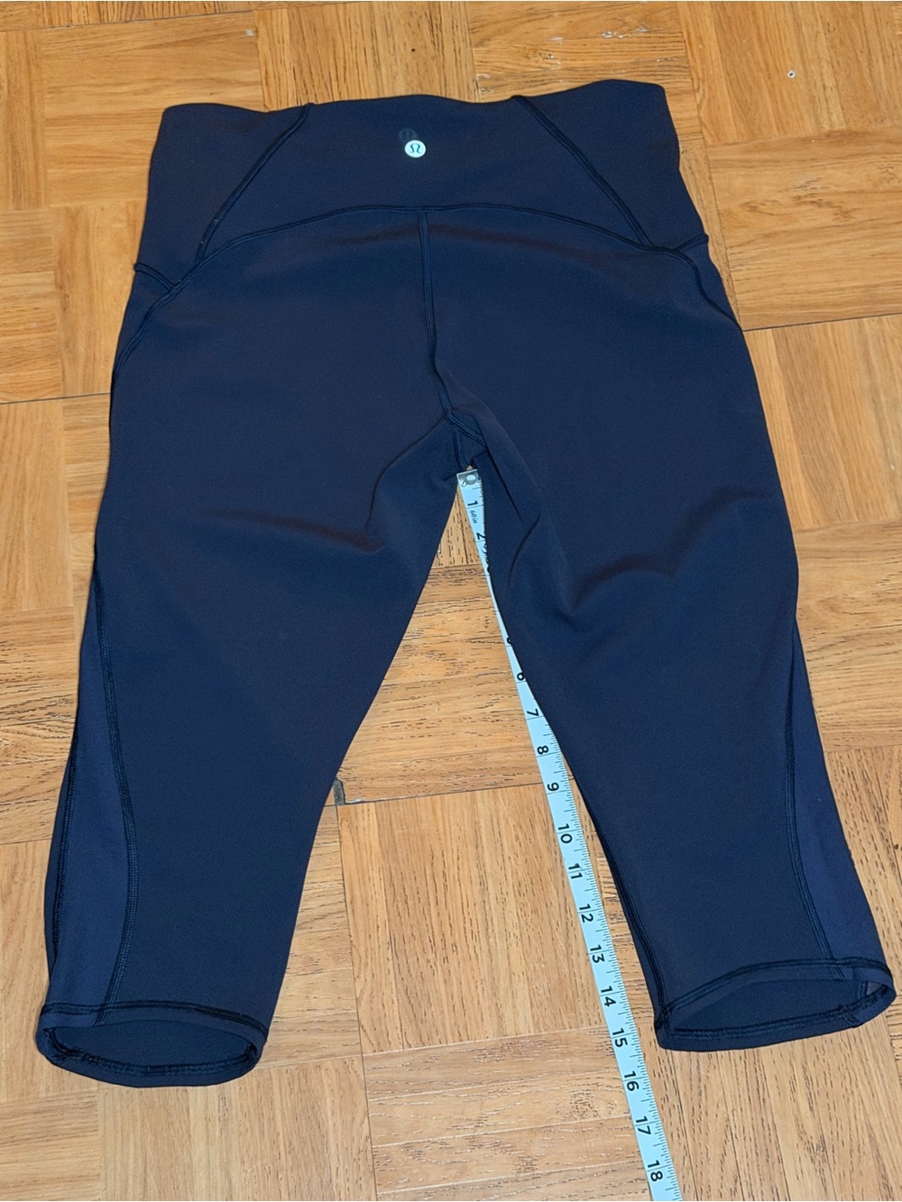 Lululemon crop navy legging